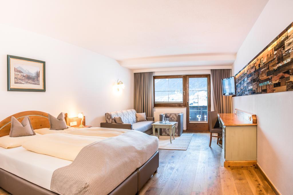 Hotel Bergjuwel Neustift im Stubaital Buitenkant foto