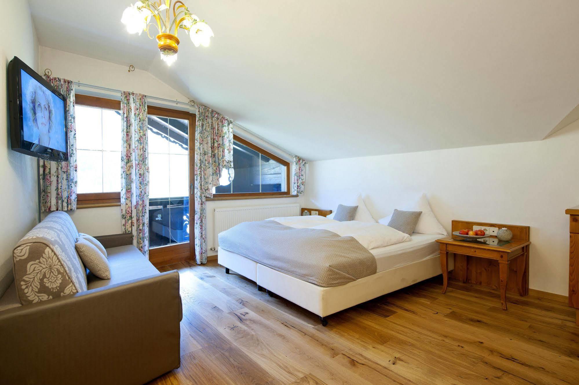 Hotel Bergjuwel Neustift im Stubaital Buitenkant foto